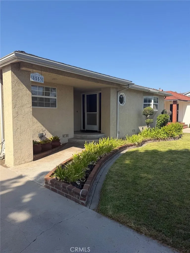 8553 Lowman, Downey, CA 90240 — photo 2