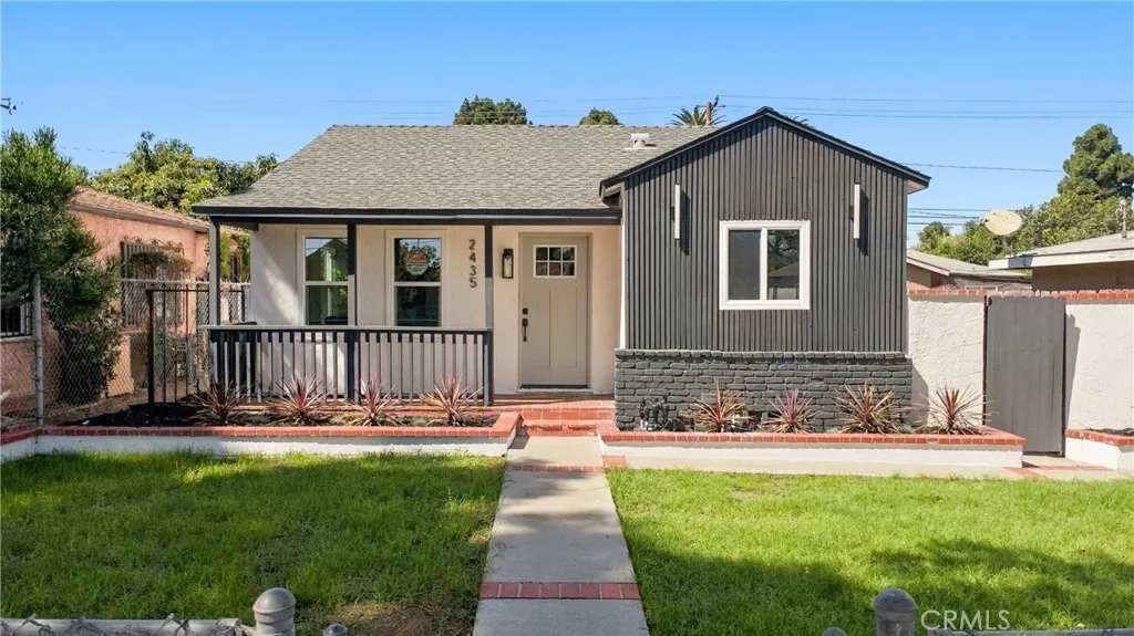 2435 Gale Ave — photo