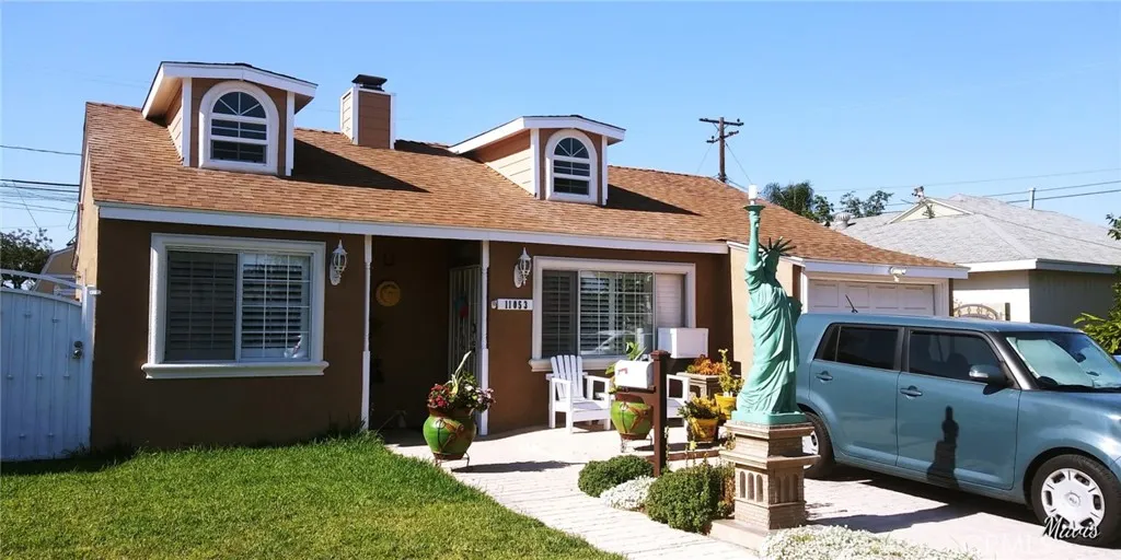 11053 Belfair — photo