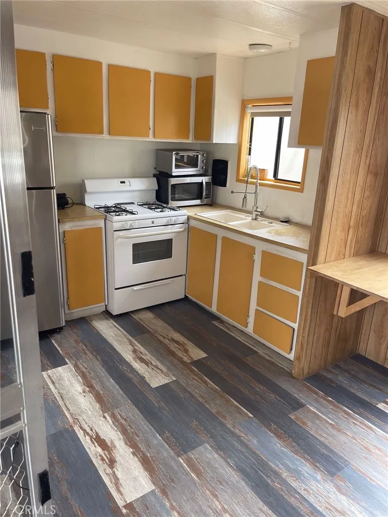 11250 Playa Unit 108 — photo