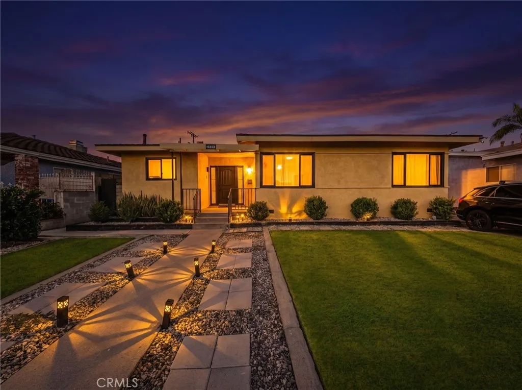 13309 Alburtis Avenue — photo