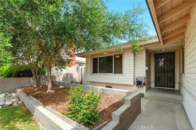 413 E Bradrick Drive #1, Carson, CA 90745 — photo 2