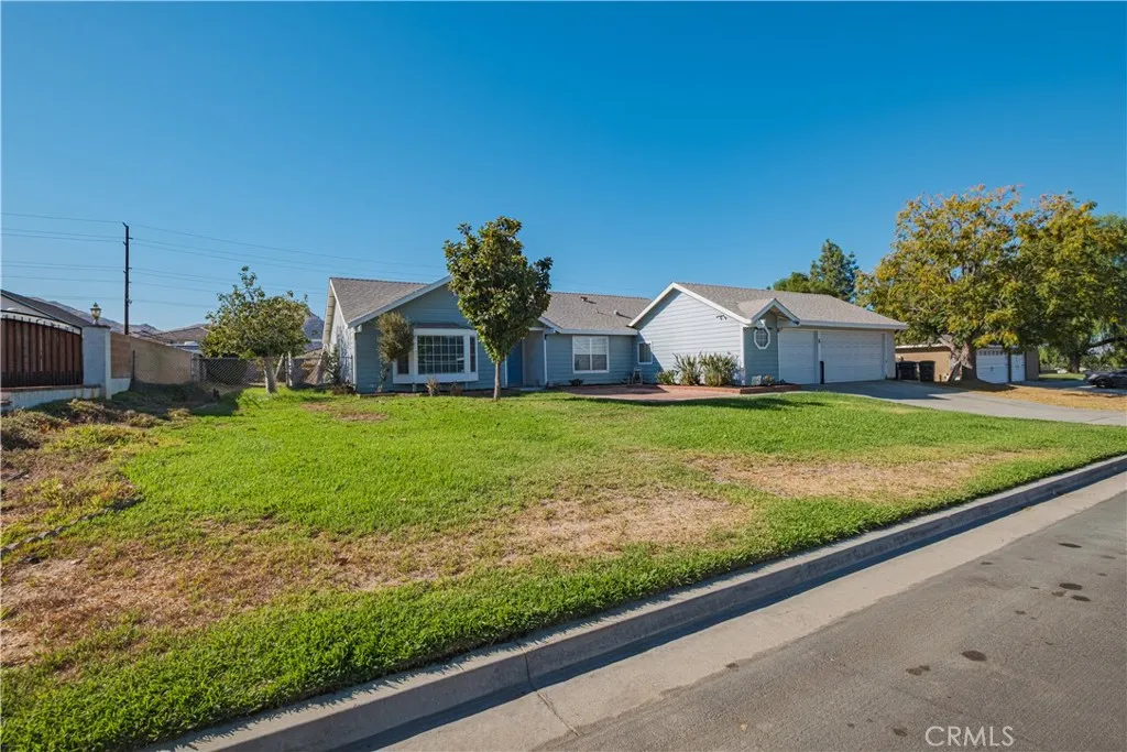 472 Tanner, Riverside, CA 92507 — photo 2
