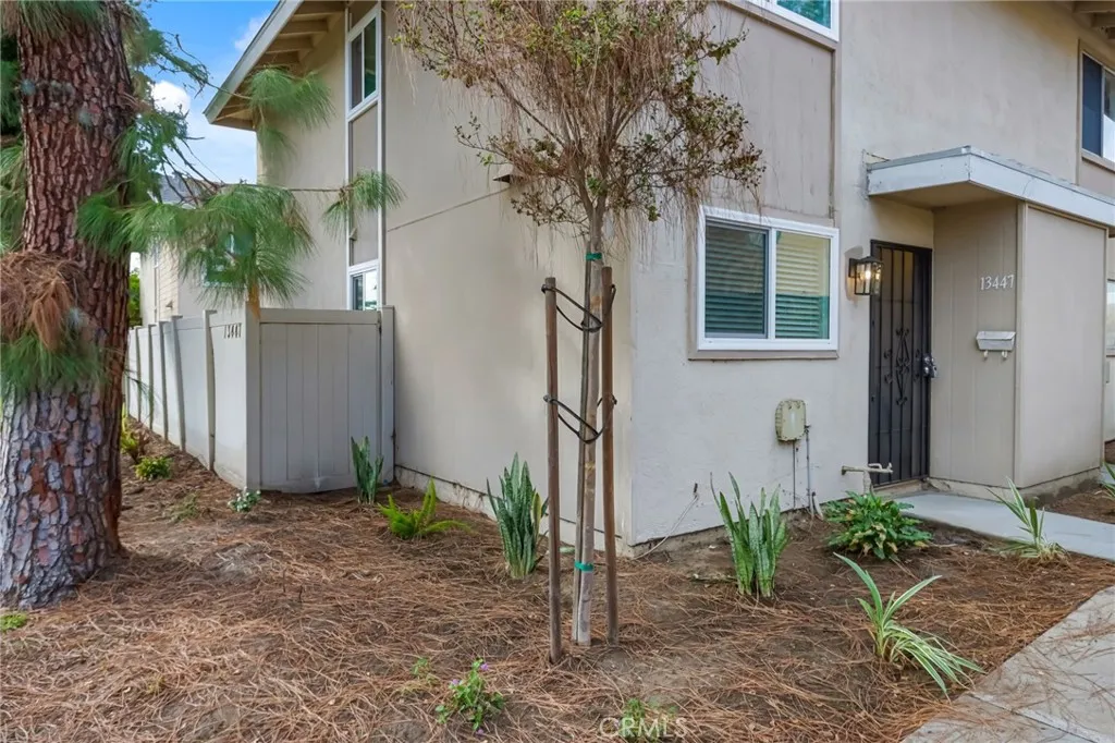 13447 Village Drive — photo