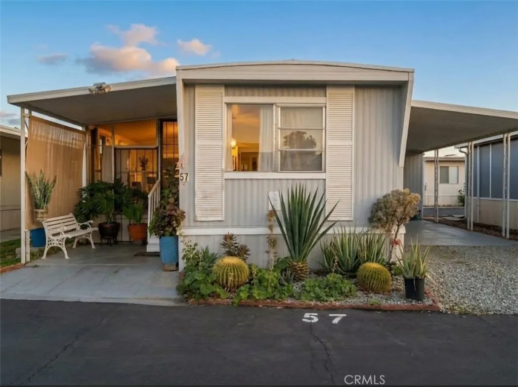 999 S Santa Fe Unit 57 — photo