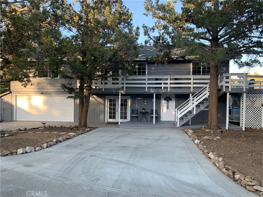 350 Brewer — photo