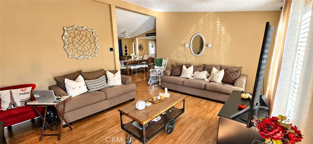 80 E Dawes #130, Perris, CA 92571 — photo 3