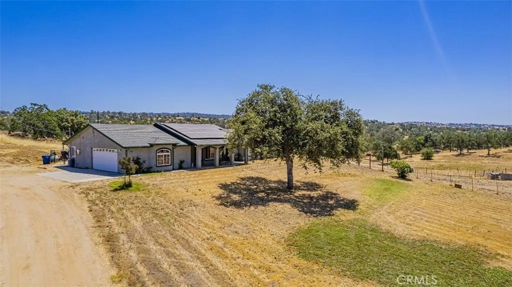 35095 Rough Rider Way — photo