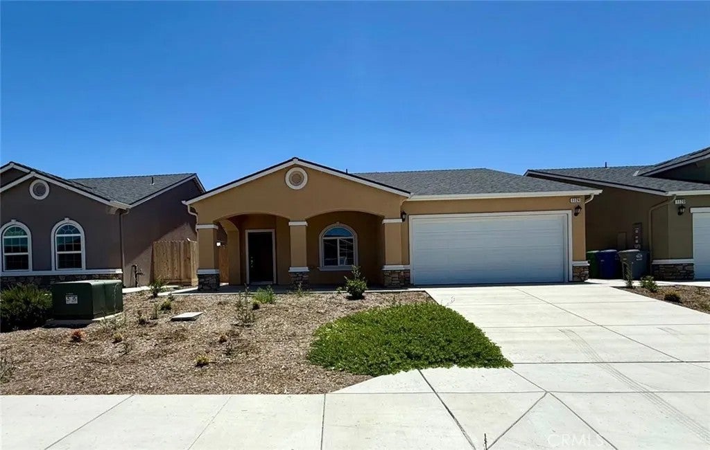 1124 E Orange Street — photo