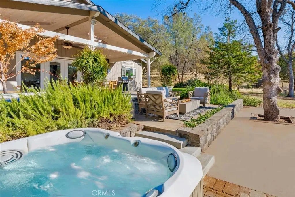 5615 Bear Trap Drive — photo