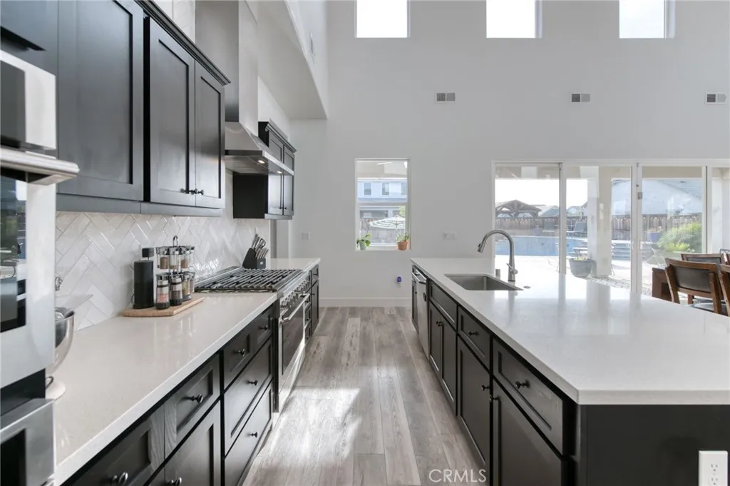 1736 N Renn, Clovis, CA 93619 — photo 3