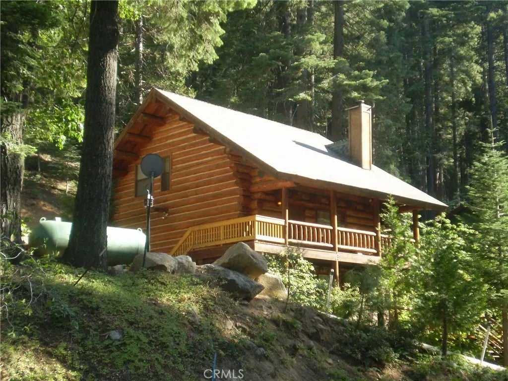 7426 Henness Ridge Road — photo