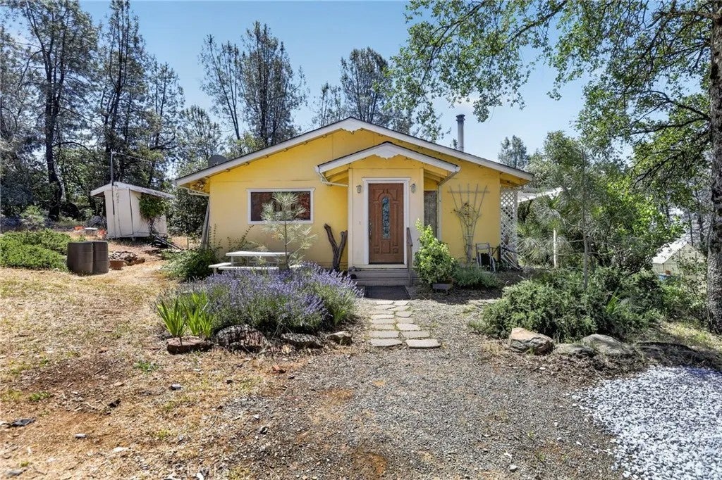 5040 Cougar Lane — photo