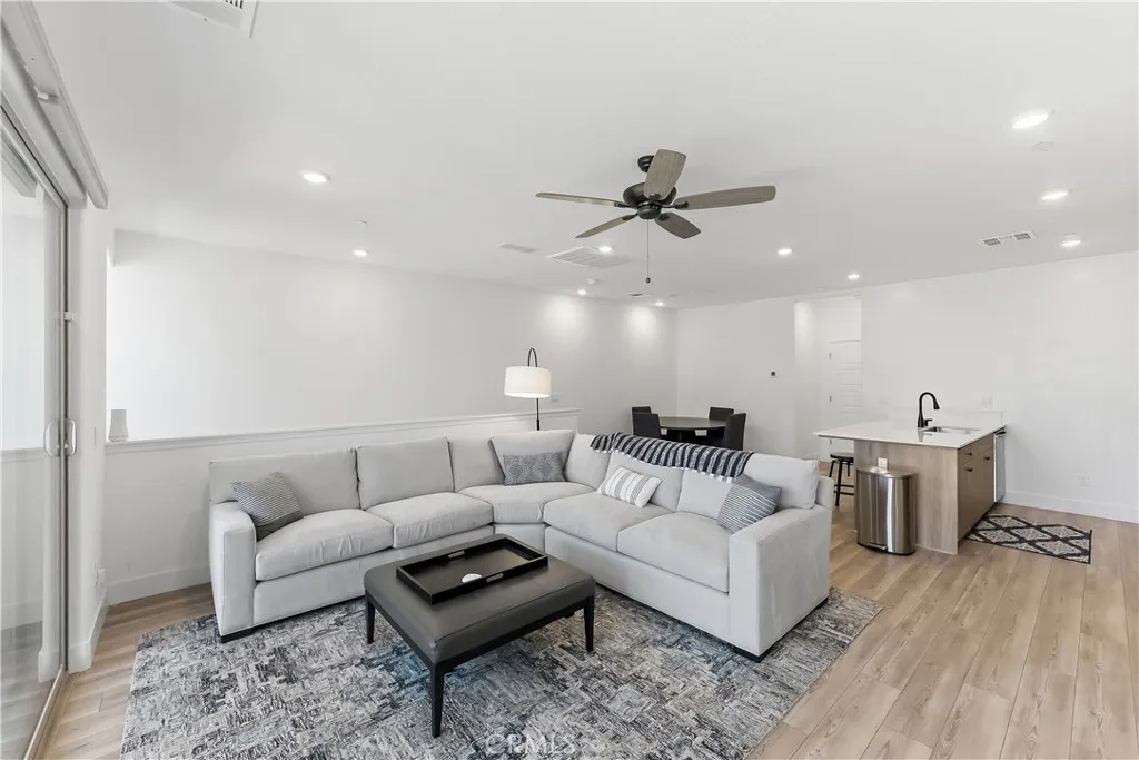 579 N Adler, Clovis, CA 93611 — photo 2