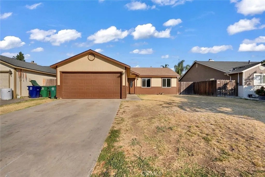2122 Harrison Court — photo