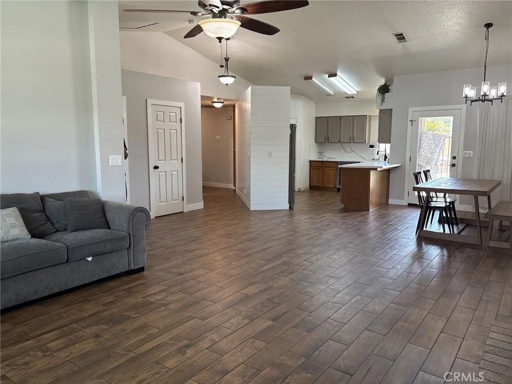 169 Devon Drive, Lemoore, CA 93245 — photo 2