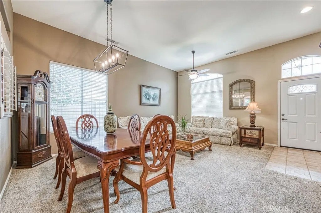 10588 E Fieldstone Avenue, Clovis, CA 93619 — photo 2
