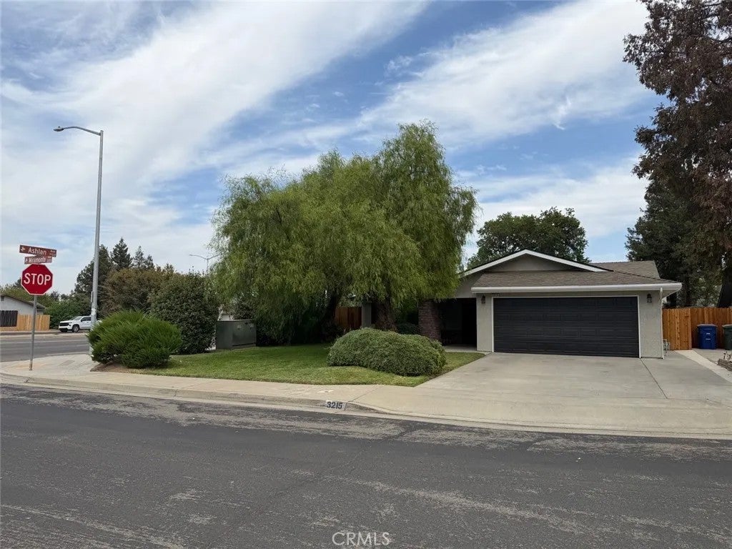 3215 Miramonte Avenue, Clovis, CA 93611 — photo 3