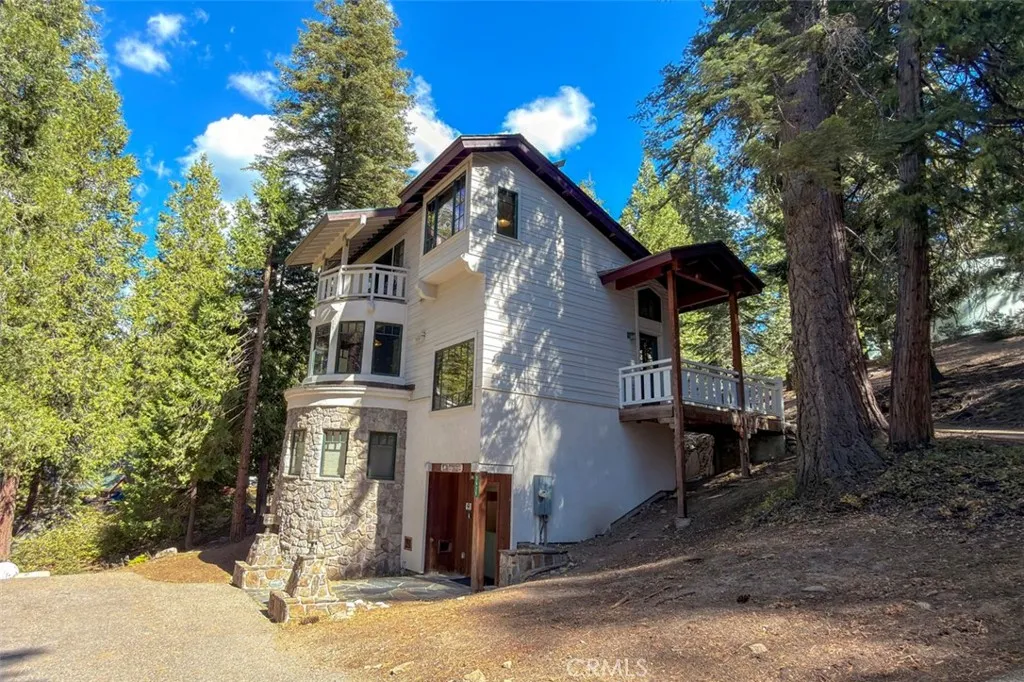 7475 Henness Circle — photo