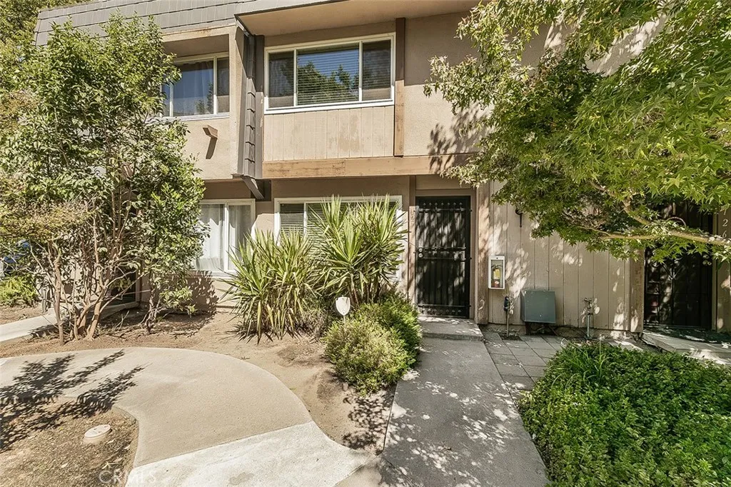 5138 E Ashlan Unit 127 — photo