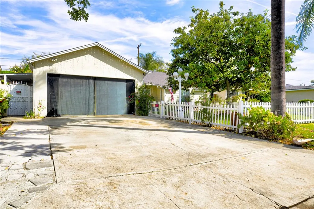 1029 E Galatea, Azusa, CA 91702 — photo 3