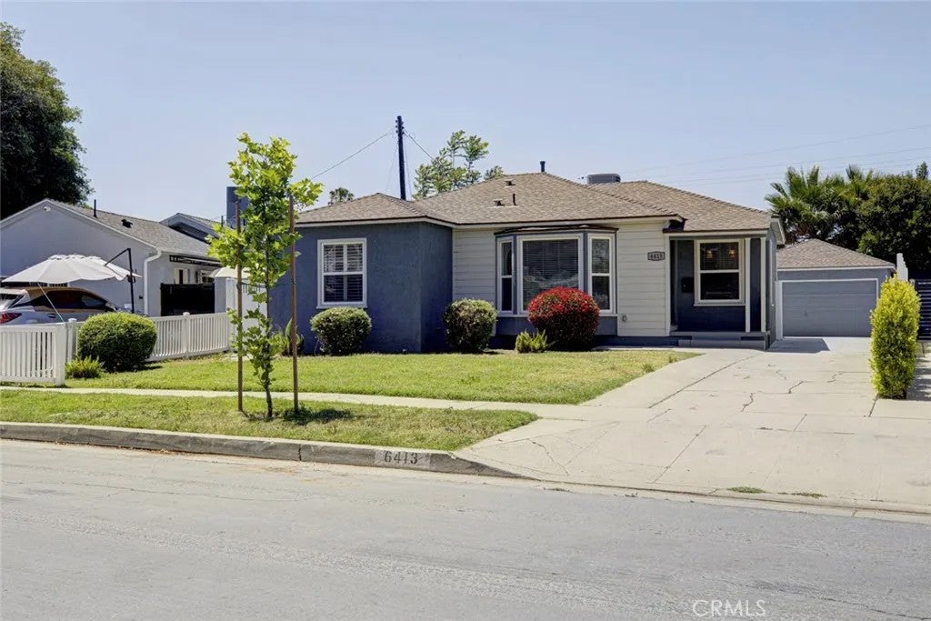 6413 Jamieson — photo