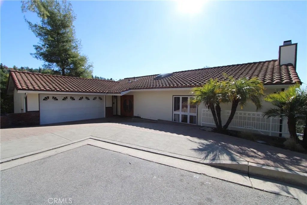 3694 Berwick Drive — photo