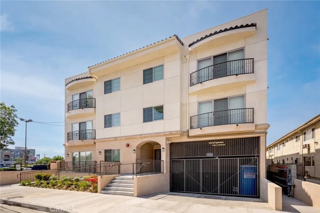 14526 Hartland Street 103 — photo