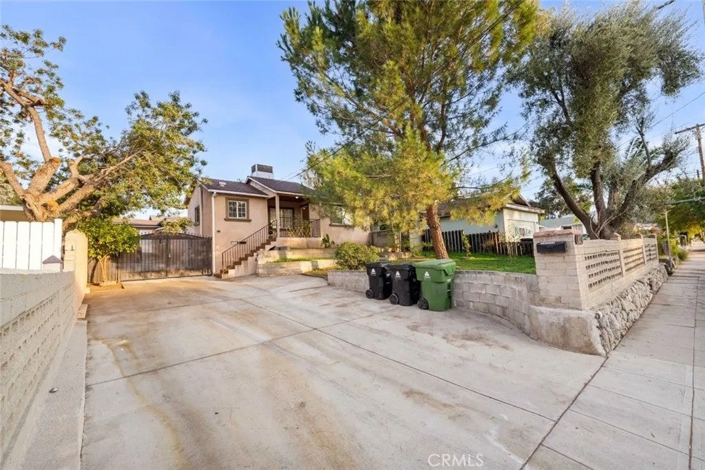 10554 Plainview — photo