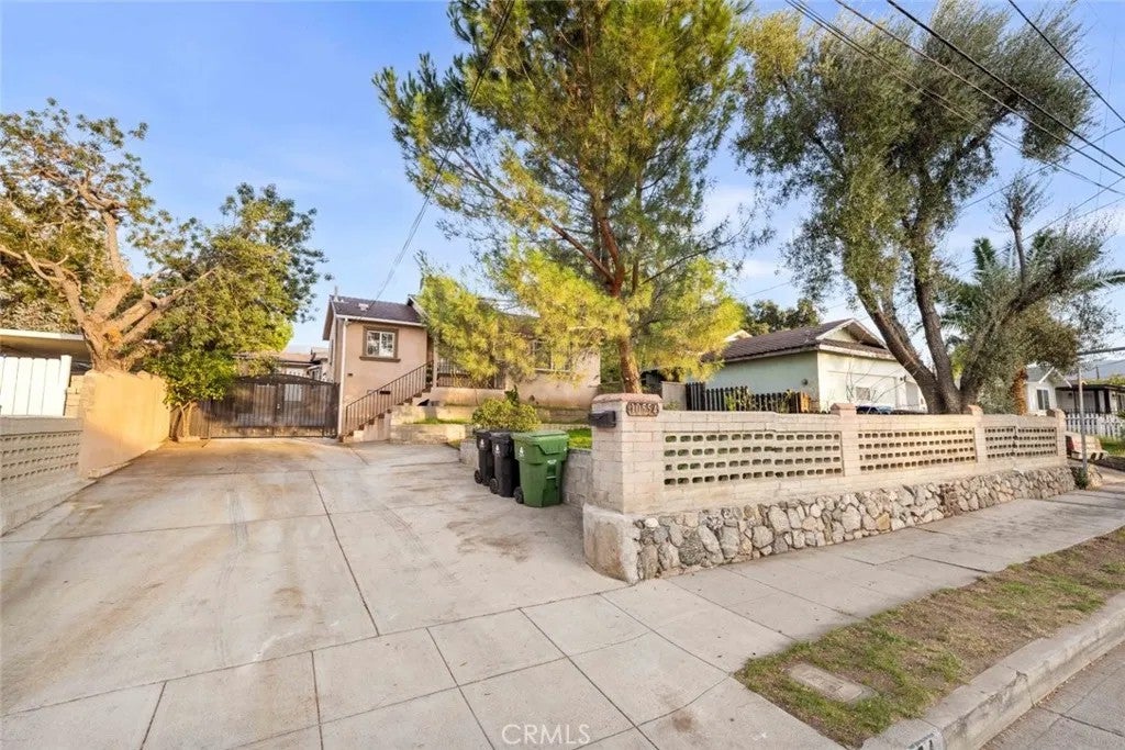 10554 Plainview, Tujunga, CA 91042 — photo 2