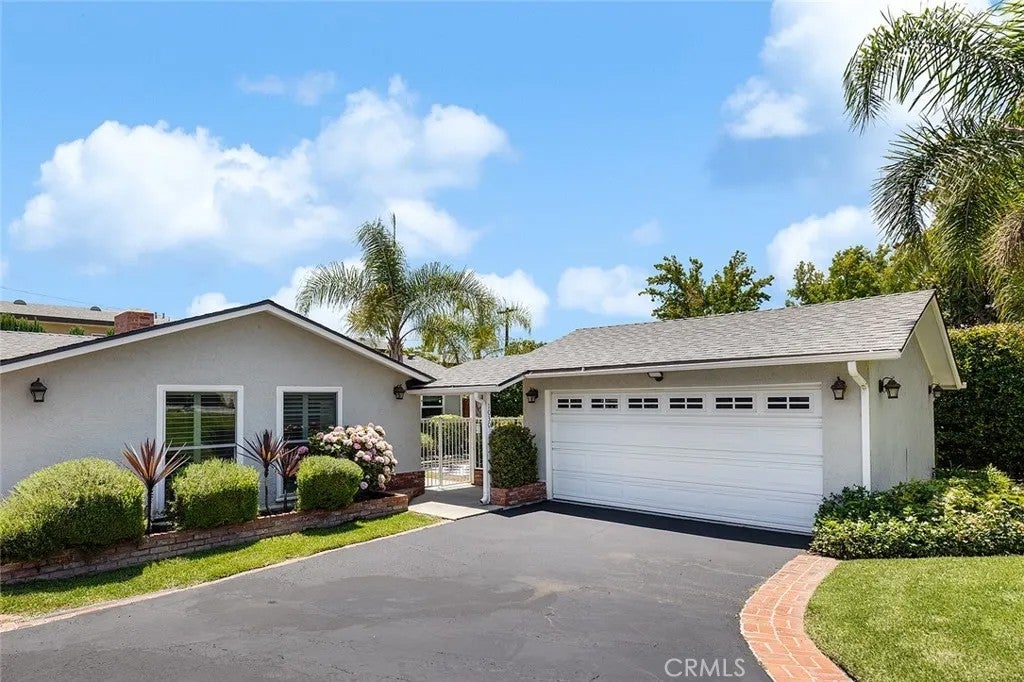 1030 Cynthia Avenue — photo