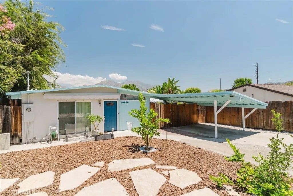 10616 Vanora Drive — photo