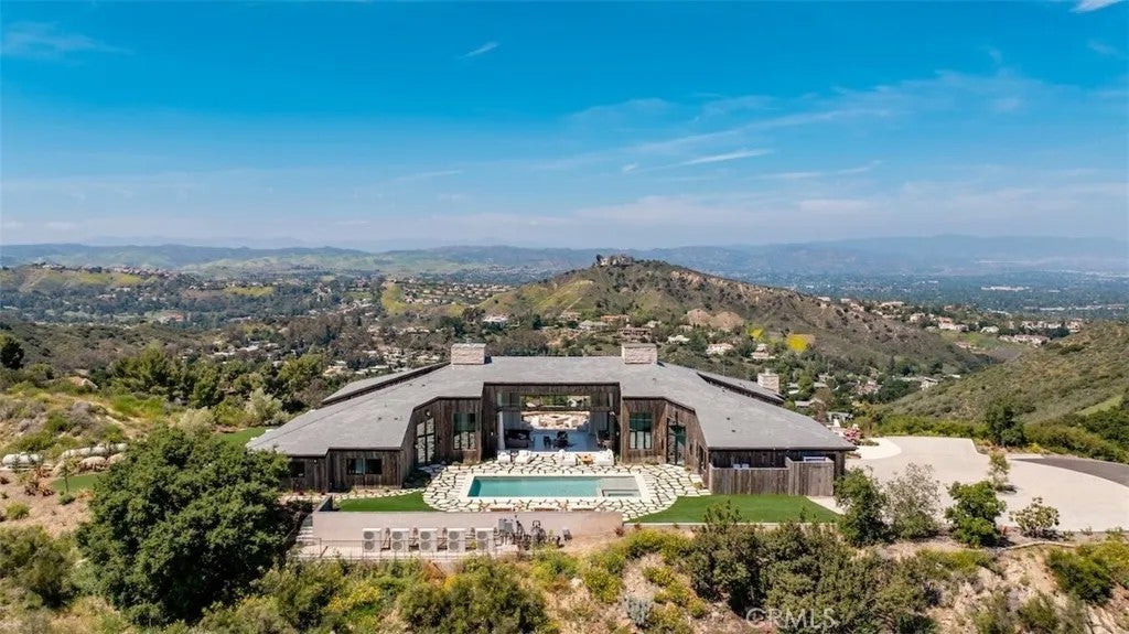3121 Old Topanga Canyon — photo