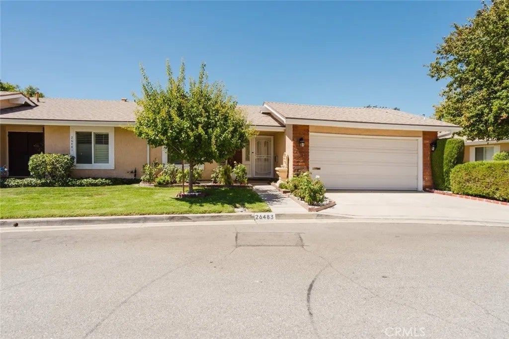26483 Fairway Circle — photo