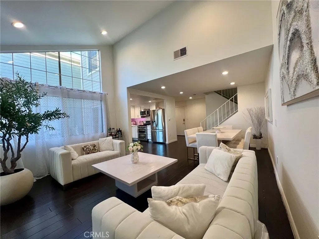 14333 Tyler 55 — photo