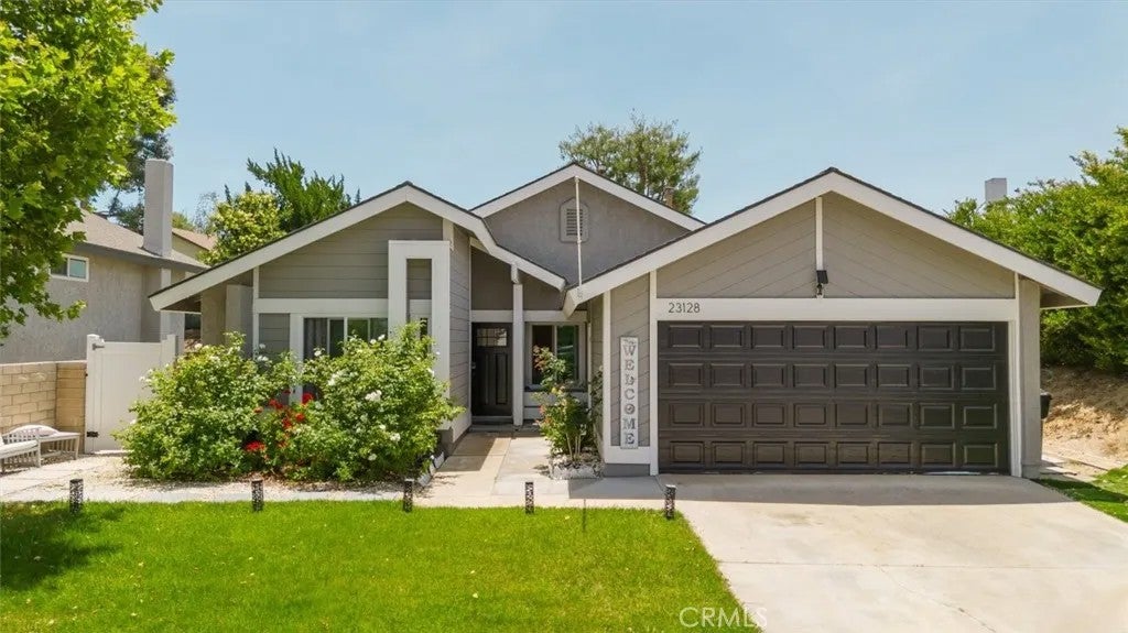 23128 Calvello Drive — photo