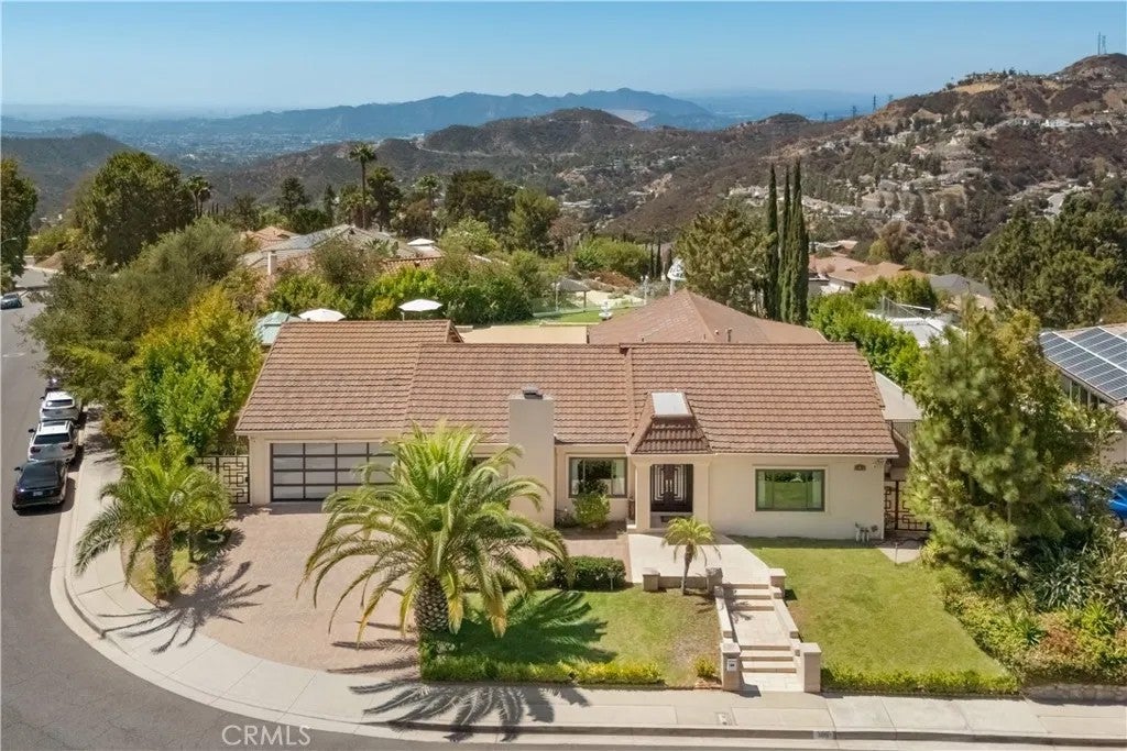3851 Karen Lynn Drive — photo