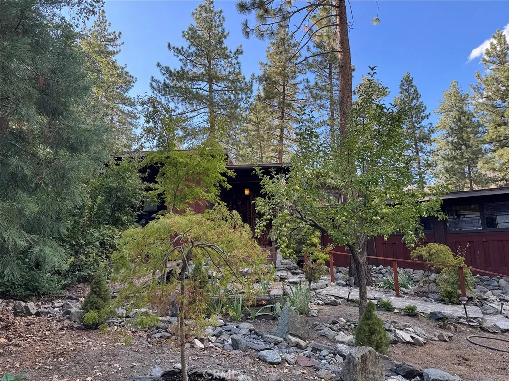 516 Lark Drive, Wrightwood, CA 92397 — photo 3