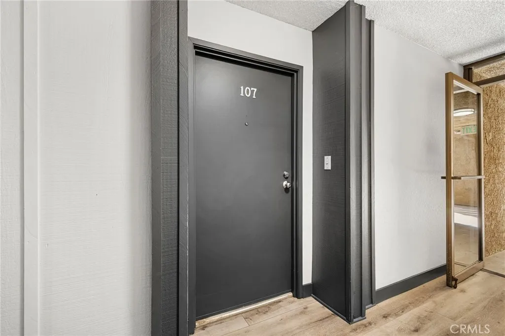 320 E Stocker #107, Glendale, CA 91207 — photo 3