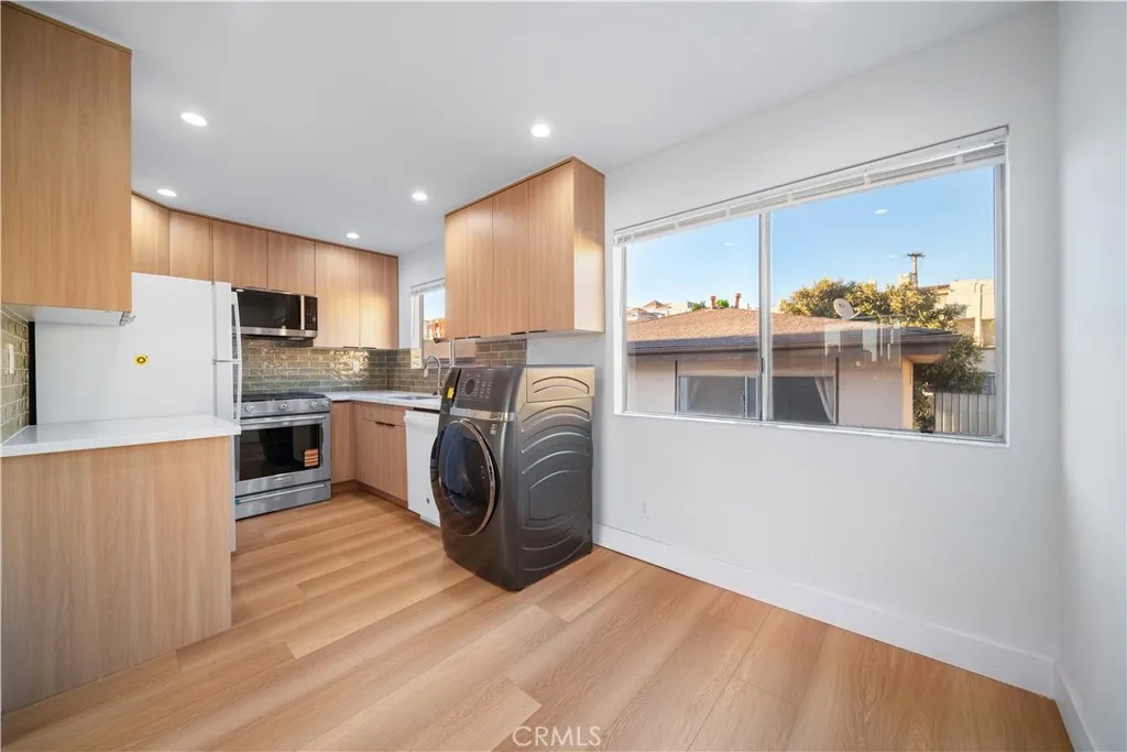936 Centennial Unit 7 — photo