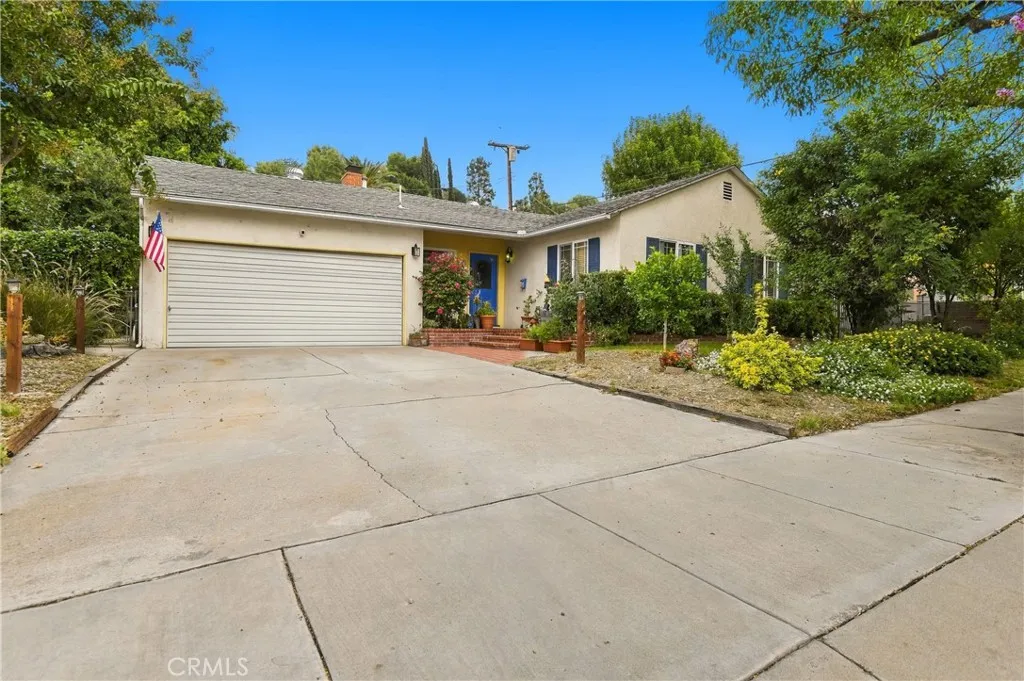 8001 Ellenbogen, Sunland, CA 91040 — photo 2