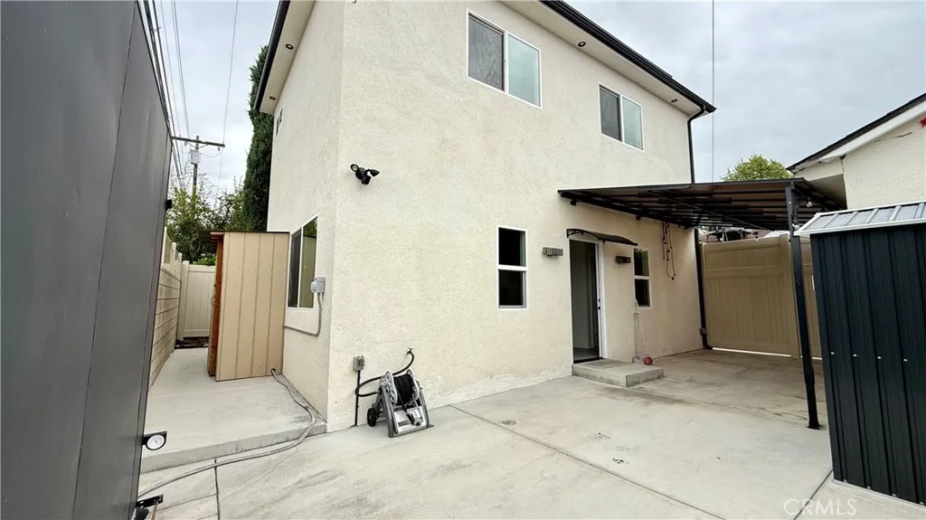 16135 Tupper St — photo