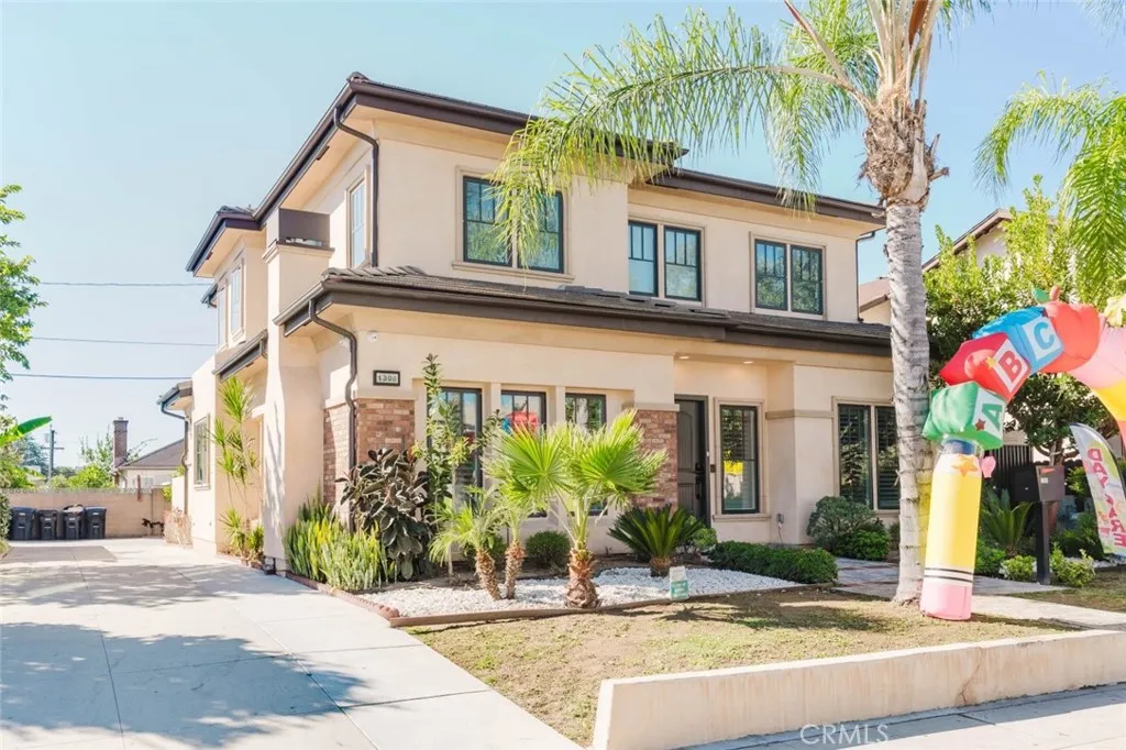 1308 E Broadway, Glendale, CA 91205 — photo 2