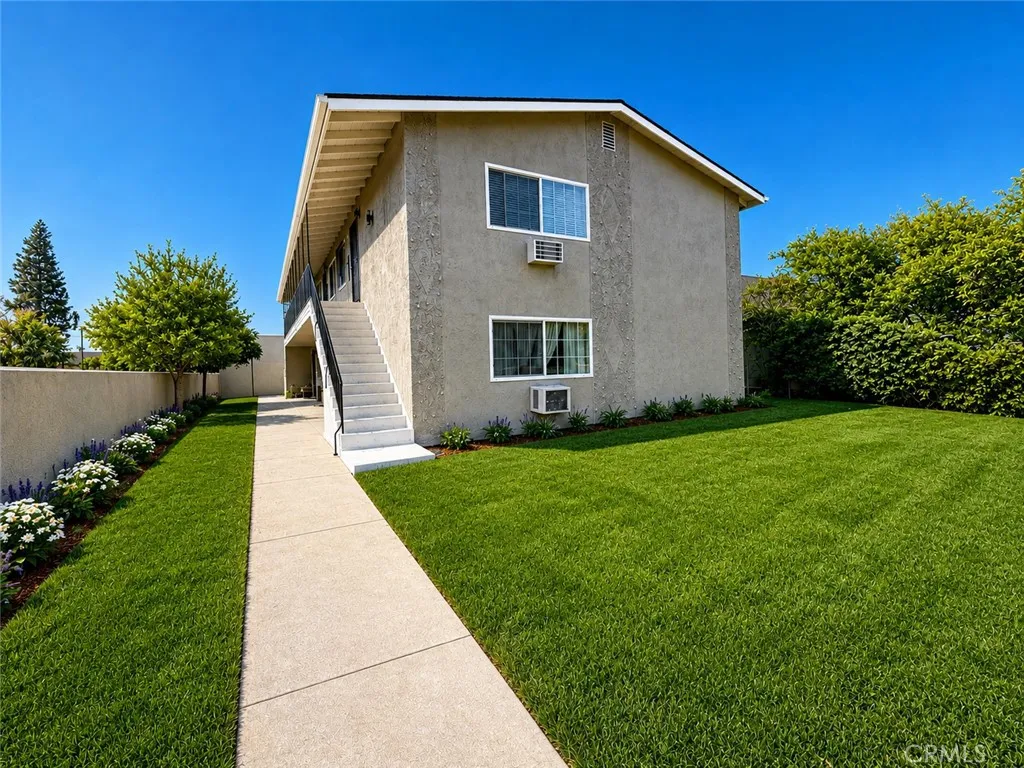321 N Macneil Unit 6 — photo