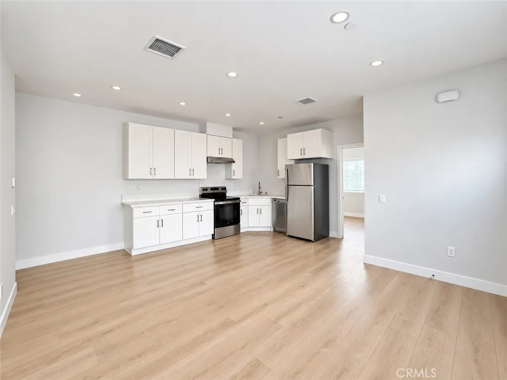 17522 Lemay St — photo