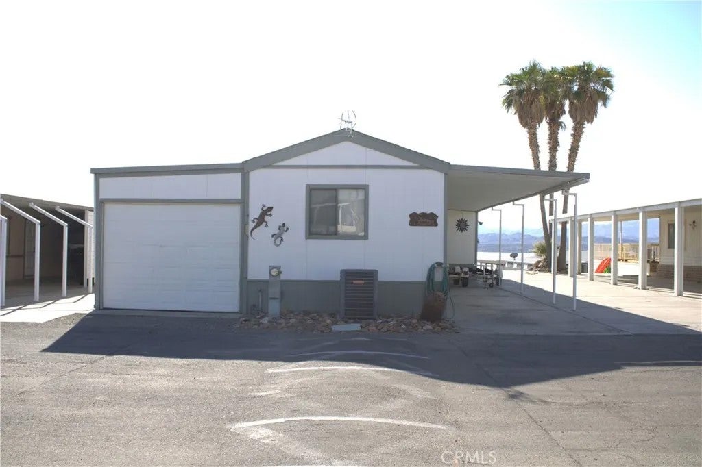 108 Thunderhead 1 a St. Havasu Lake, CA — photo