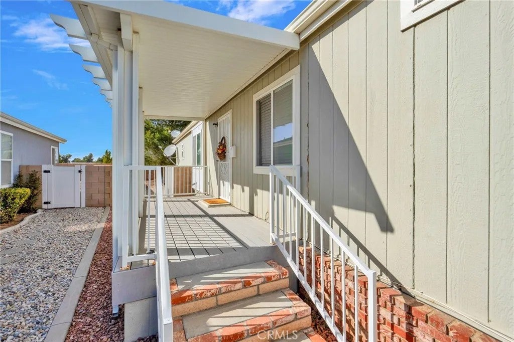 22241 Nisqually 20 — photo