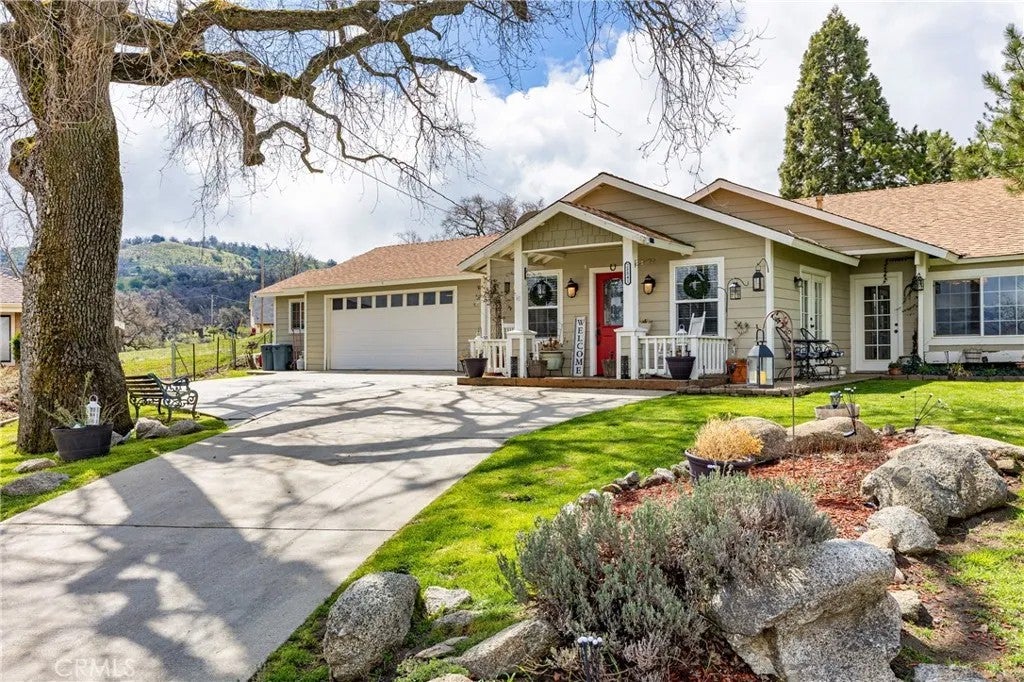 28841 Delaware Drive — photo