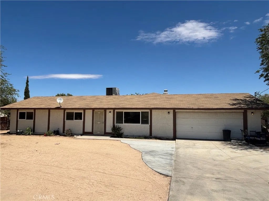 18804 Vine Street — photo
