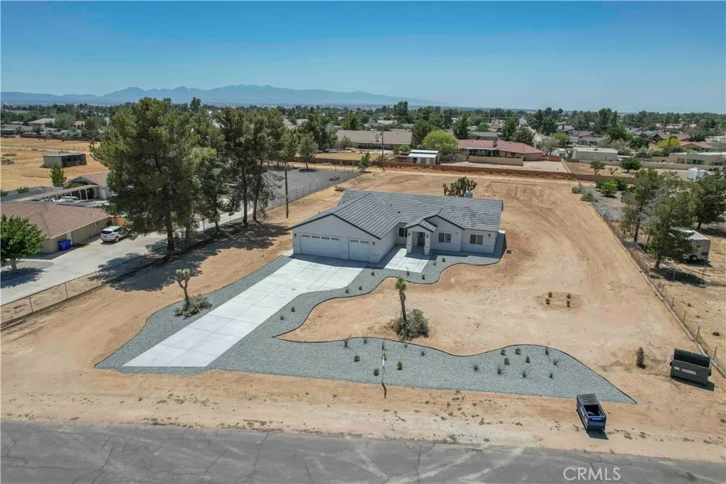 14416 Ricaree Road, Apple Valley, CA 92307